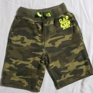 Gap Boys Shorts Size S (6-7)